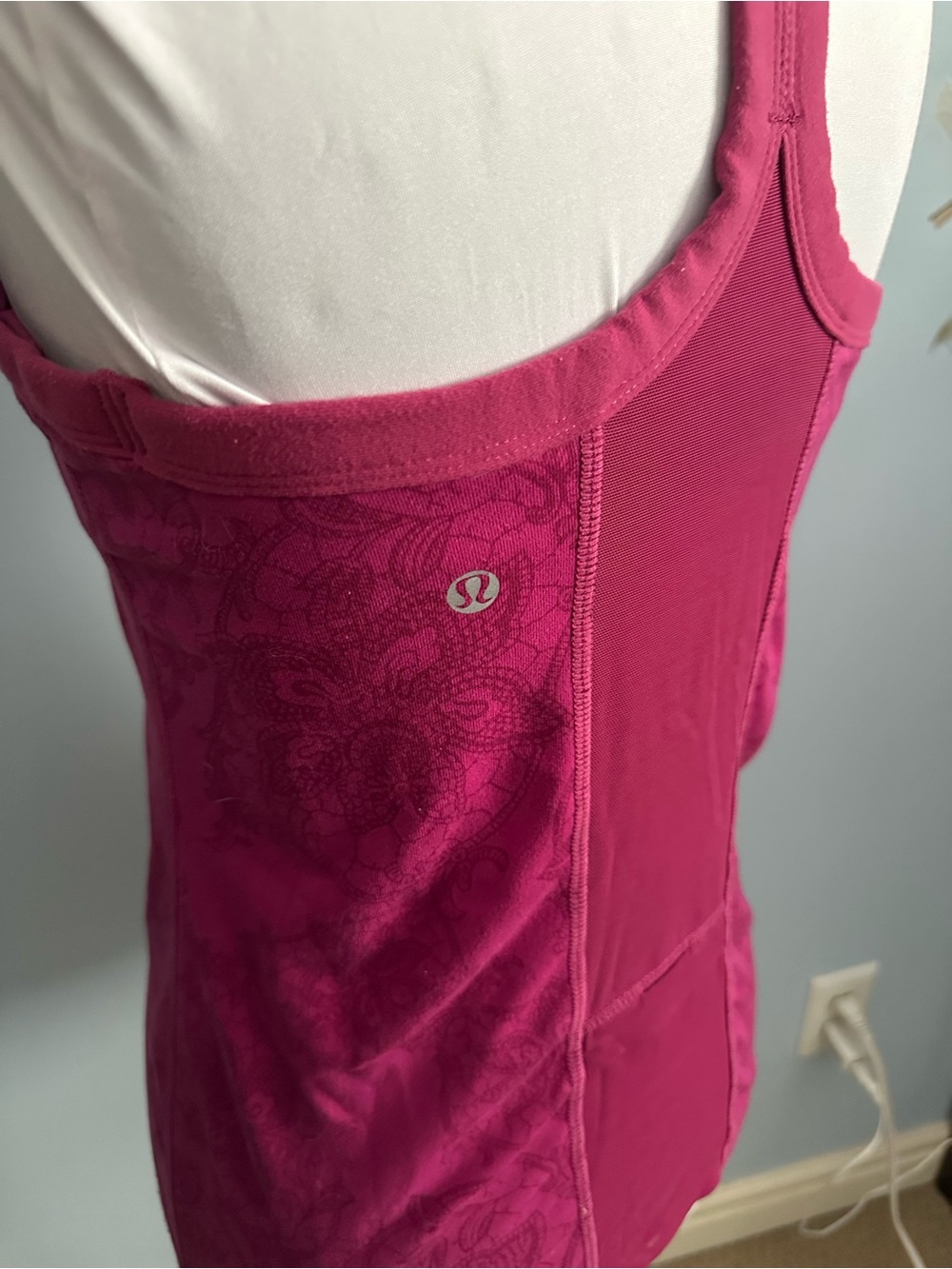 lululemon athletica Raspberry Paisley Racerback Tank - Picture 4 of 4